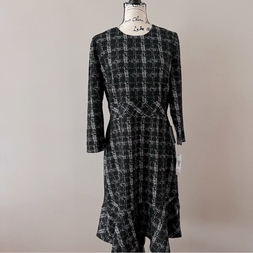 Maggie London textured knit printed midi dress 14